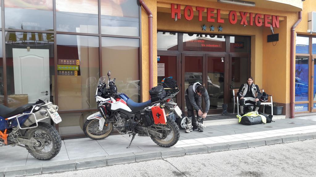 Hotel Oxigen Petroşani Eksteriør billede