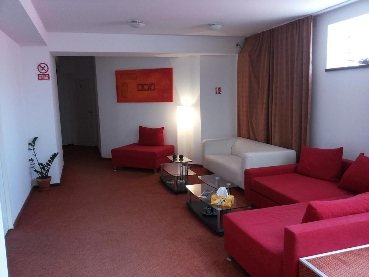 Hotel Oxigen Petroşani Eksteriør billede